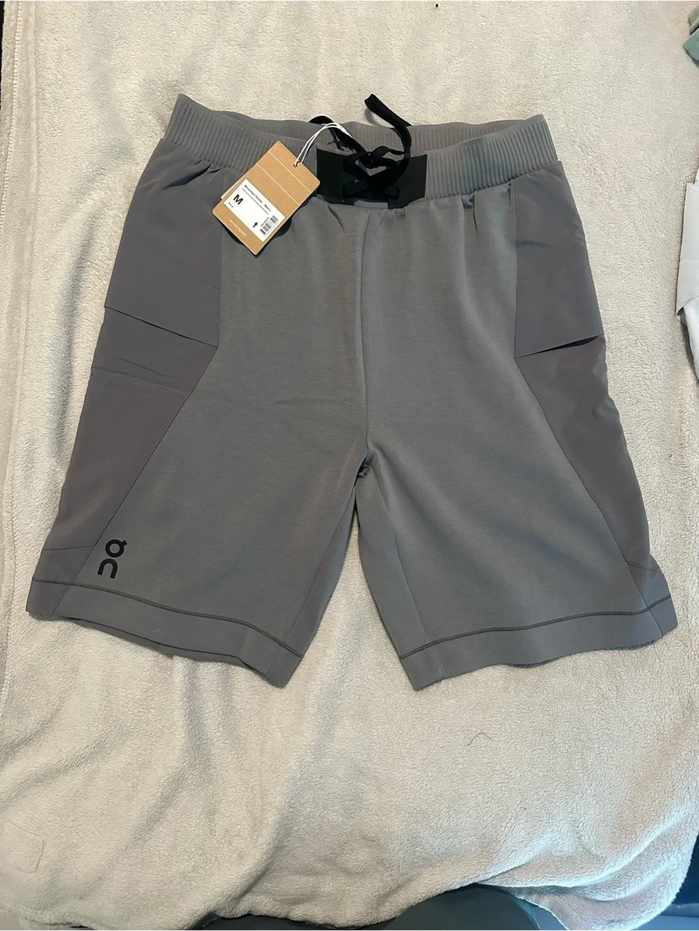 On Running Men’s Movement Shorts - Rock Grey
